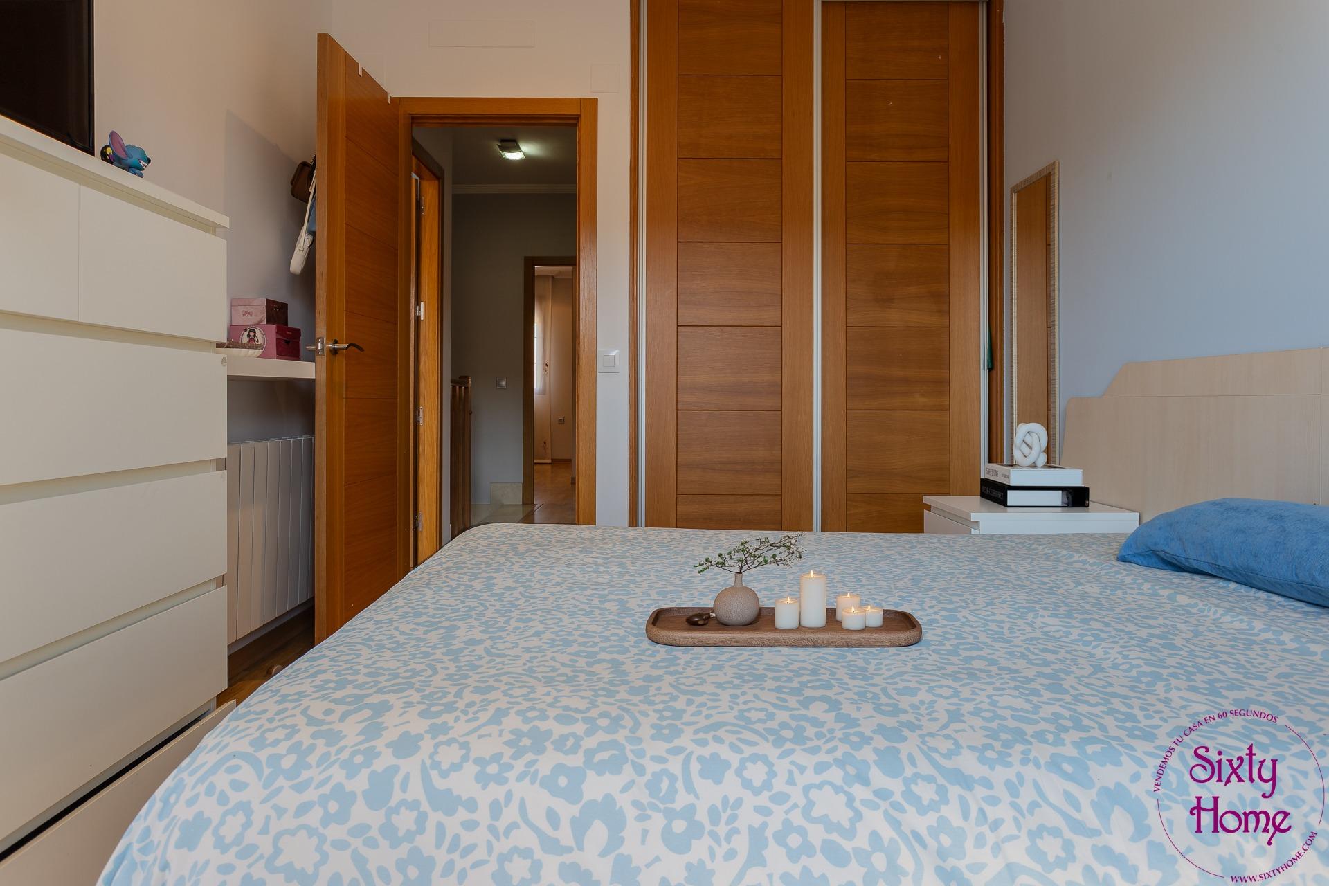 Adosado de 180 en Hellin Isso