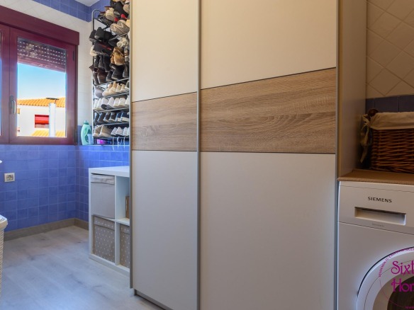 Adosado en el barrio Isso con 180