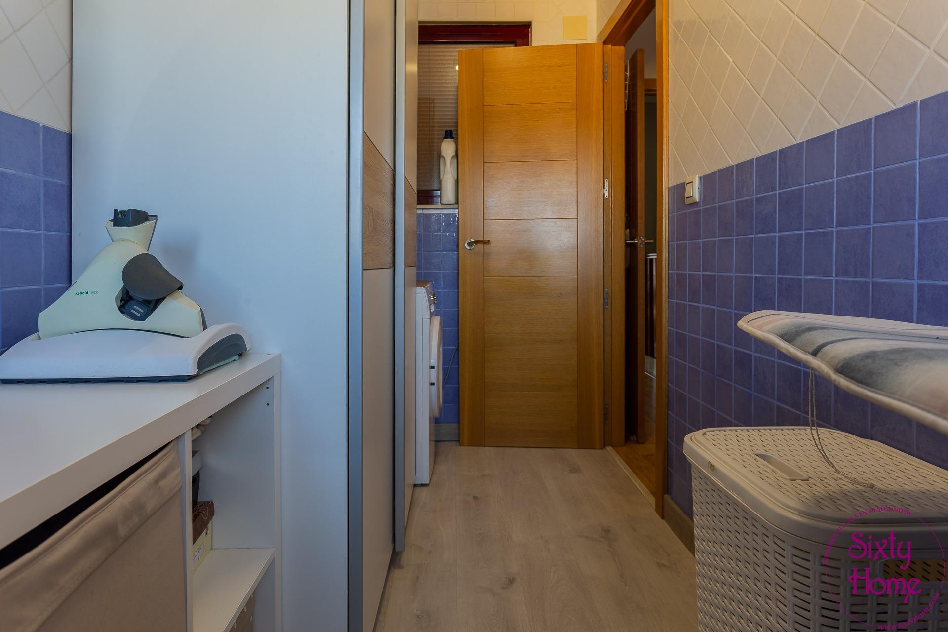 Adosado ubicado en Hellin de 180