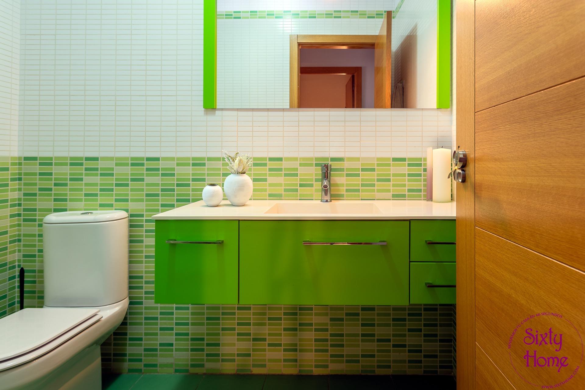 Adosado con características únicas en Isso Hellin