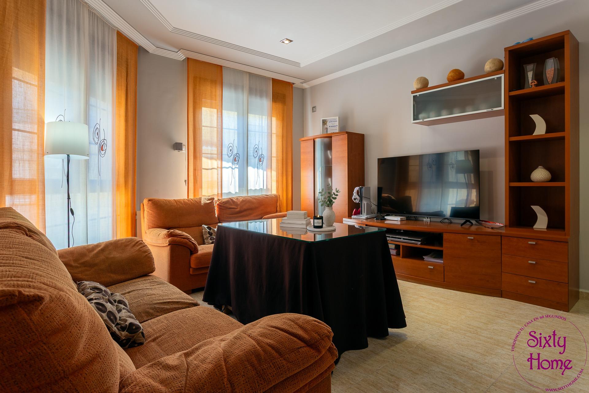 Adosado de 180 en Isso