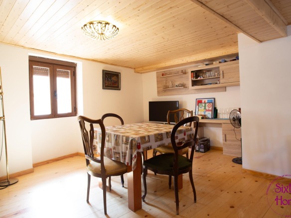 Casa en Poblaciones sur Jaca