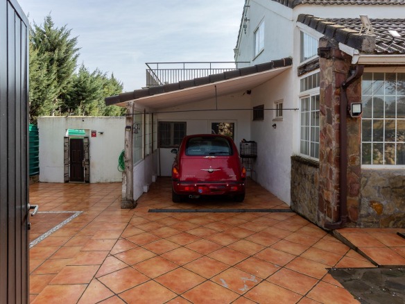 Casa amplio y luminoso en Eurovillas  Villar del Olmo con 1017