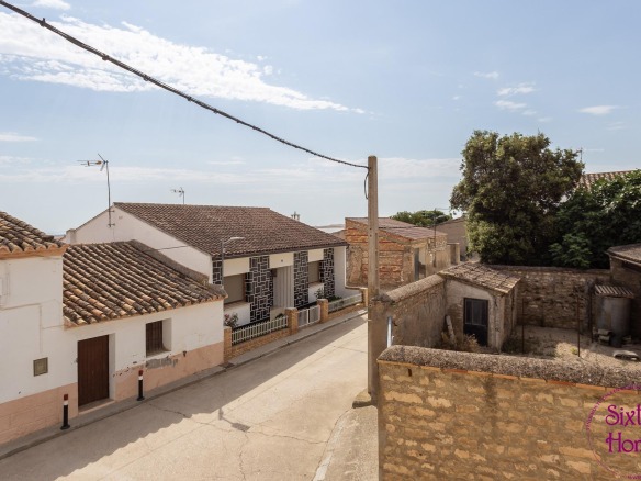 Casa moderno en Alcubierre