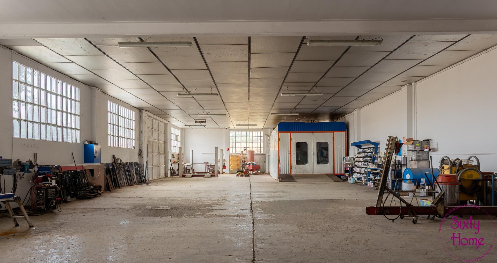 Casa con acabados modernos en Alcubierre