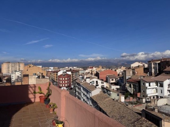 Piso en Huesca con excelente ubicación en Centro Ciudad