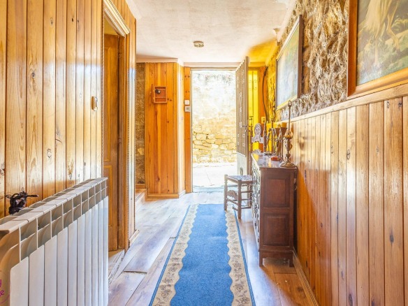 Casa con características únicas en Aragon Castiliscar