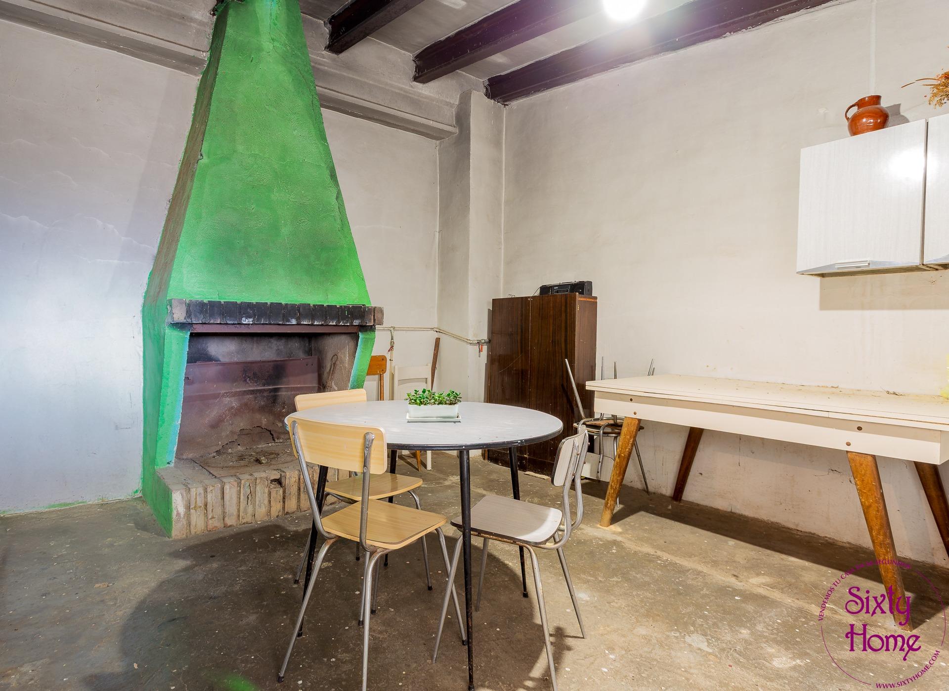 Casa espacioso en Alberuela de Tubo y Aragon