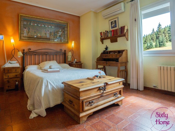 Chalet de 0 en Cadrete Centro
