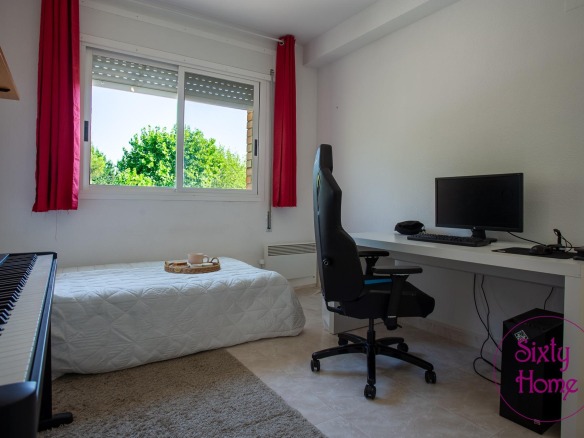 Chalet de 975 en Zuera