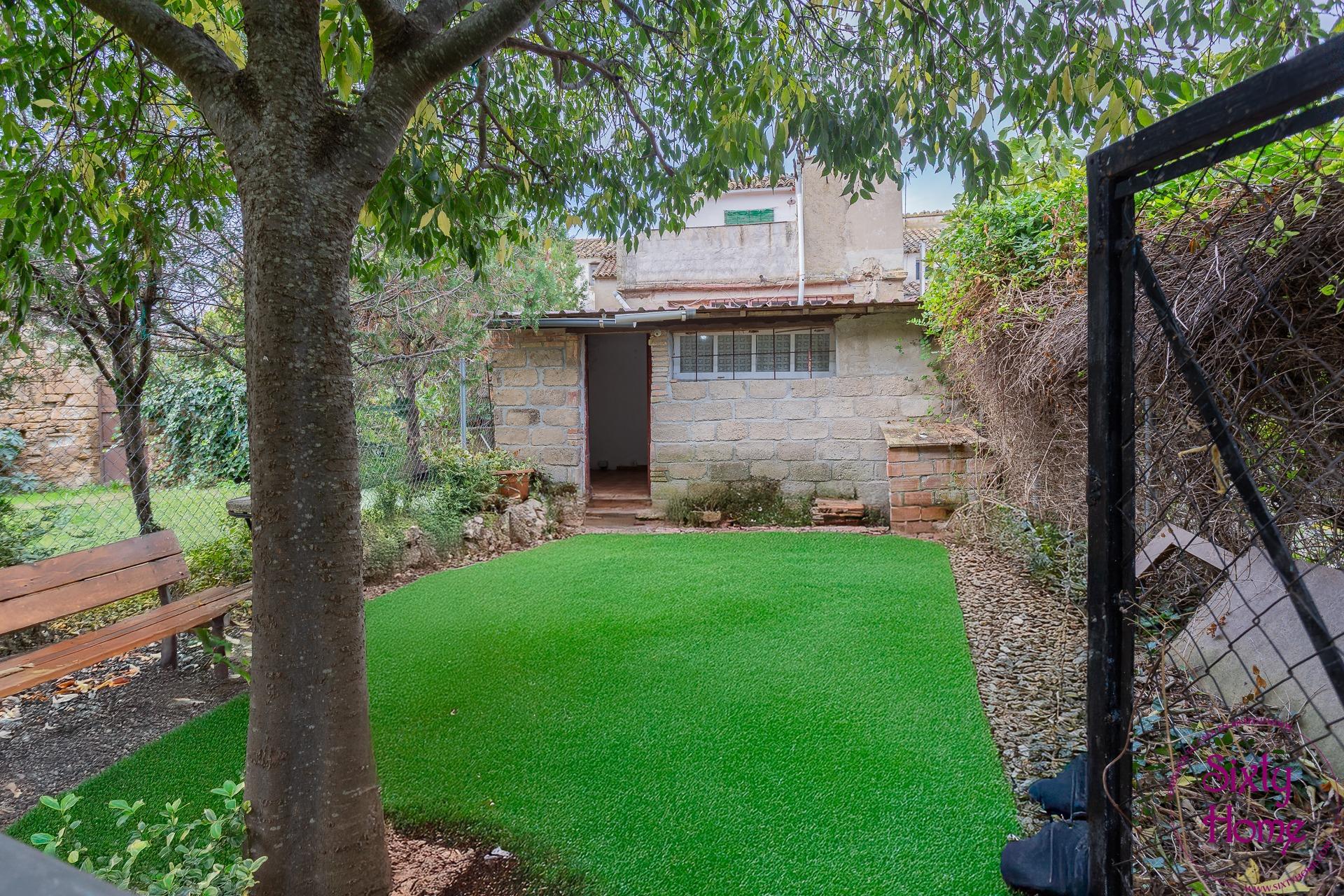 Casa de 3 plantas en Lupiñén