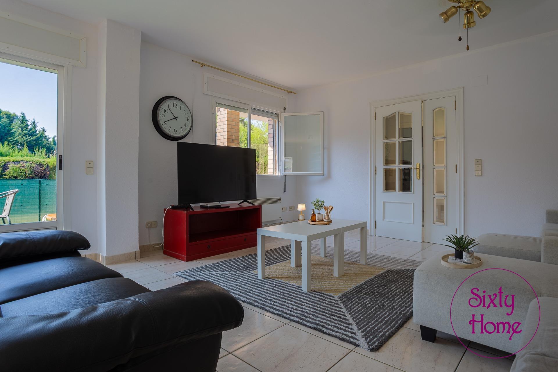 Chalet 975 Urb. Las Lomas