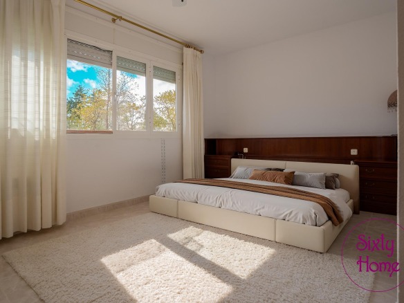 Chalet de 975 en Zuera Urb. Las Lomas
