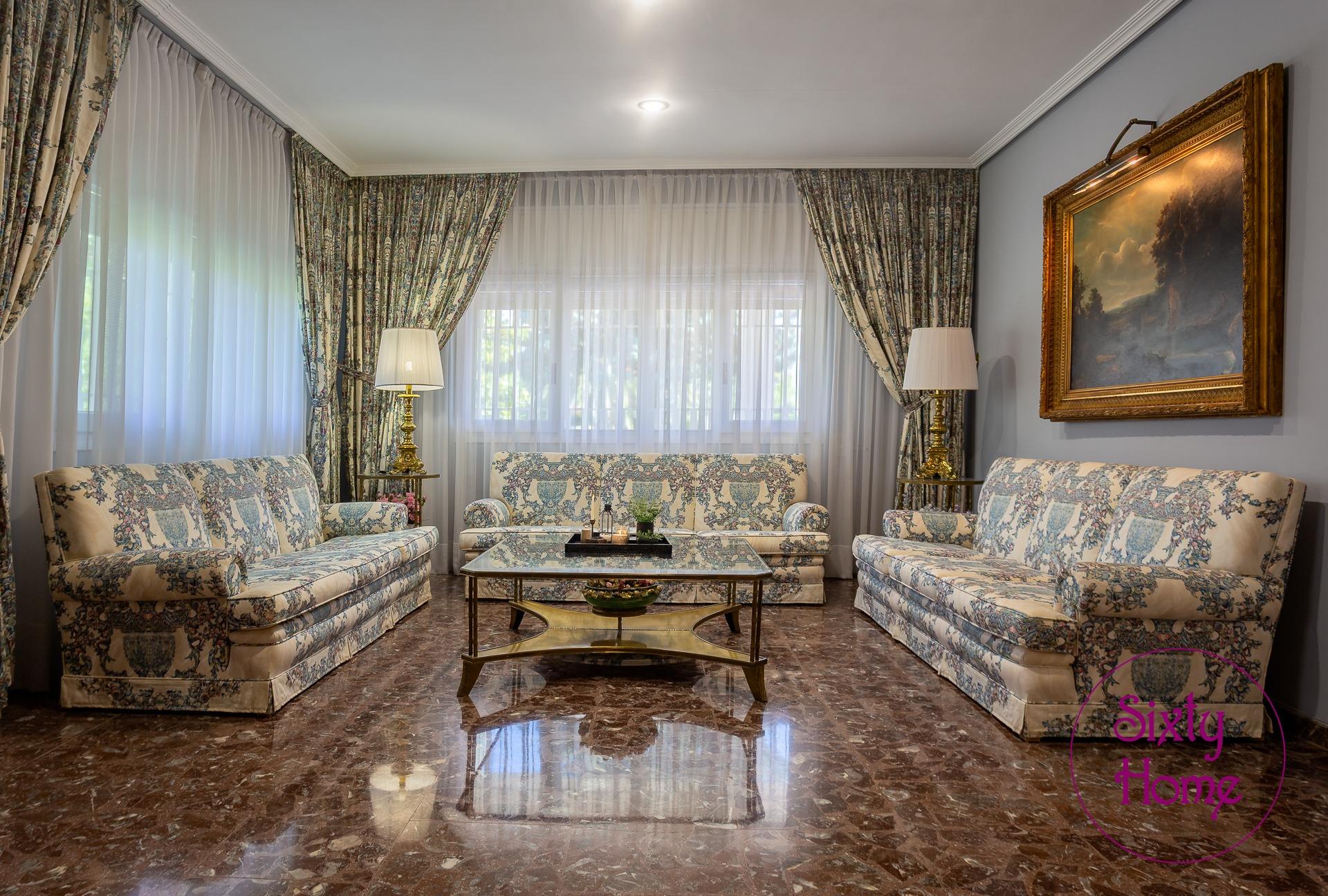 Chalet de 4000 en Zaragoza