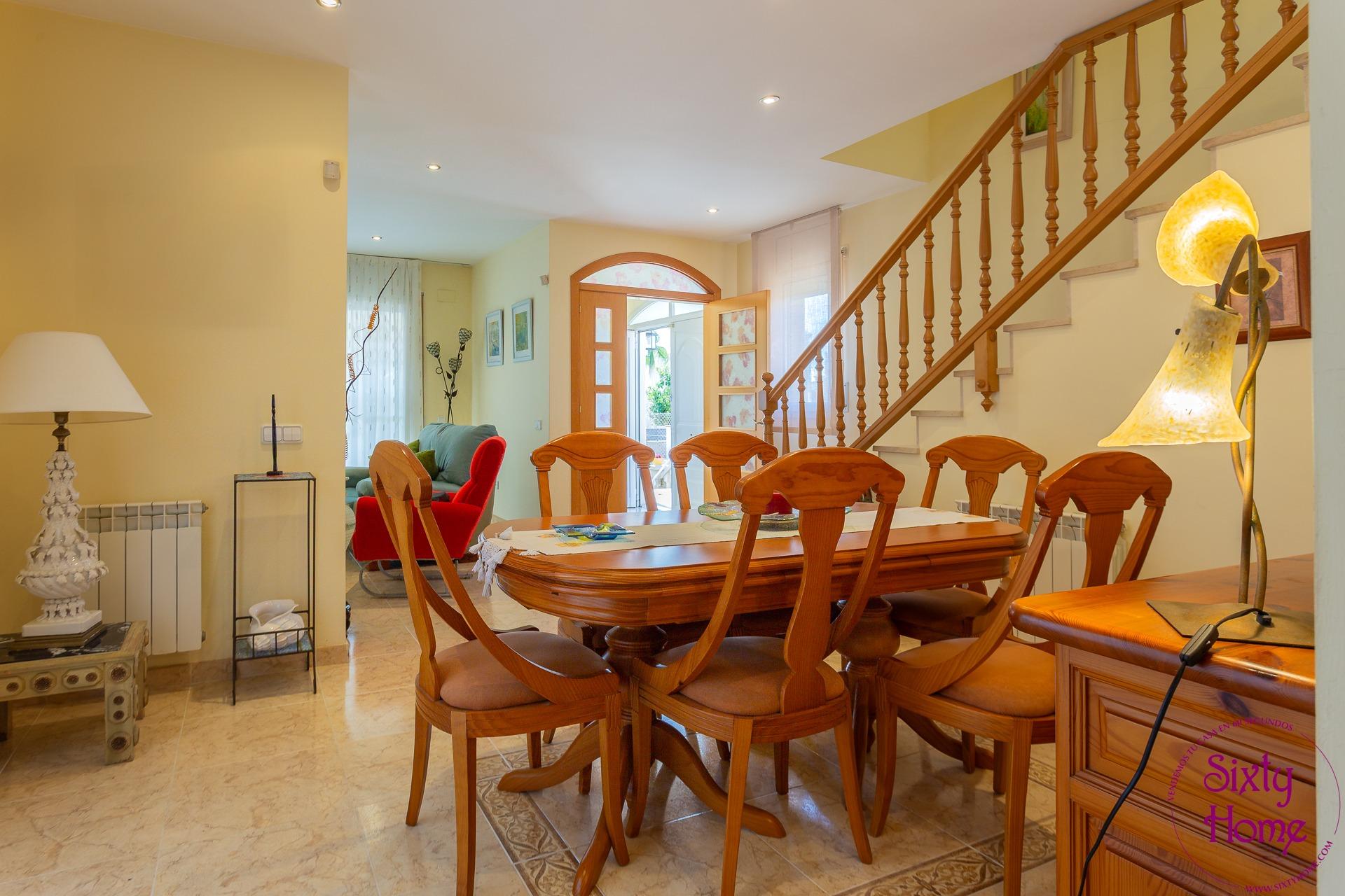 Chalet moderno en Creixell