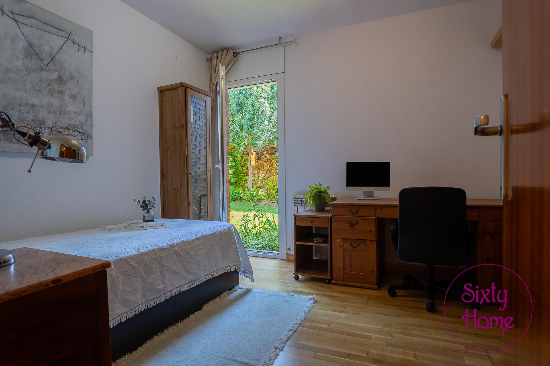 Chalet ubicado en Nueno de 900