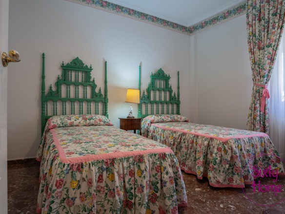 Chalet en Zaragoza cerca de Casetas - Garrapinillos - Monzalbarba con 4000