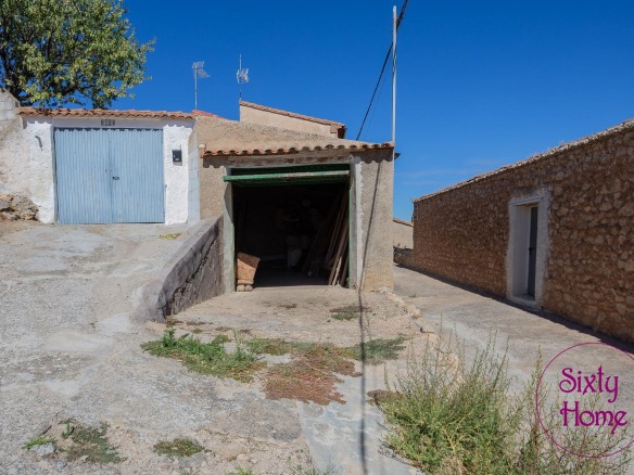 Casa en el centro de Langa del Castillo