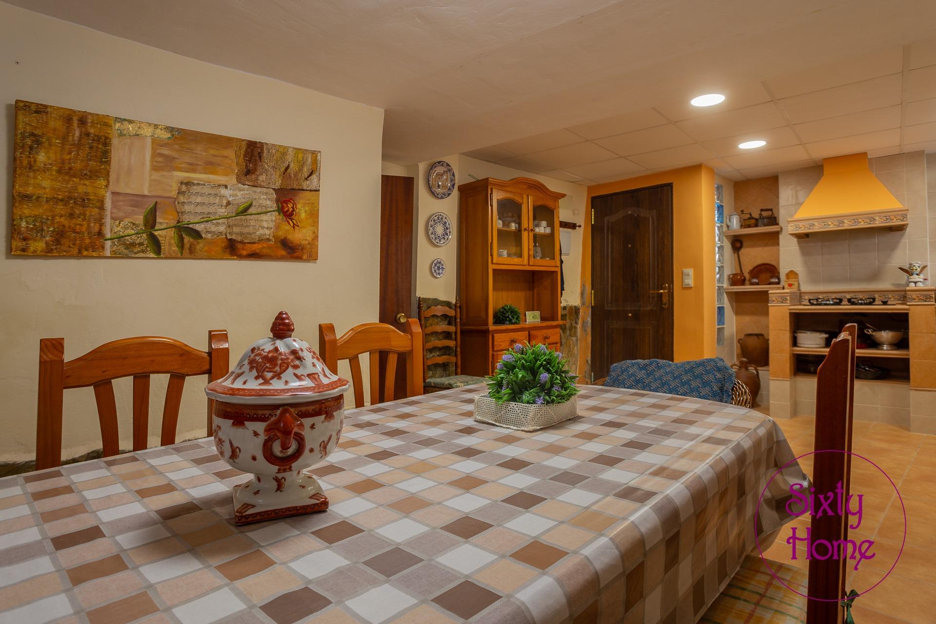 Casa en Centro pueblo Langa del Castillo