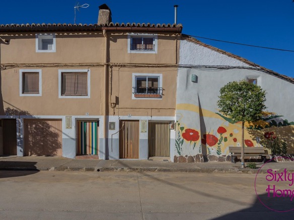 Casa en Langa del Castillo