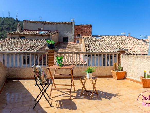 Casa de 6 dormitorios en Andorra (Teruel)