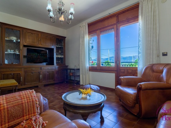 Chalet en Angues con 1724