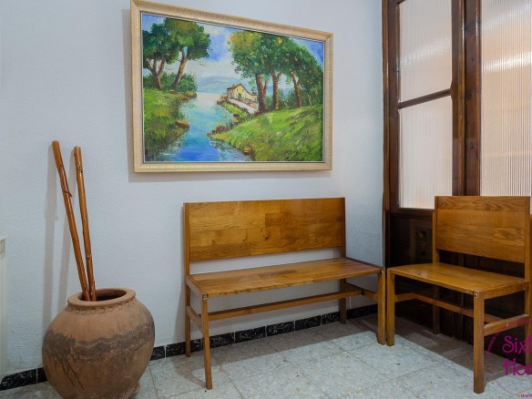 Casa amplio en Centro del pueblo