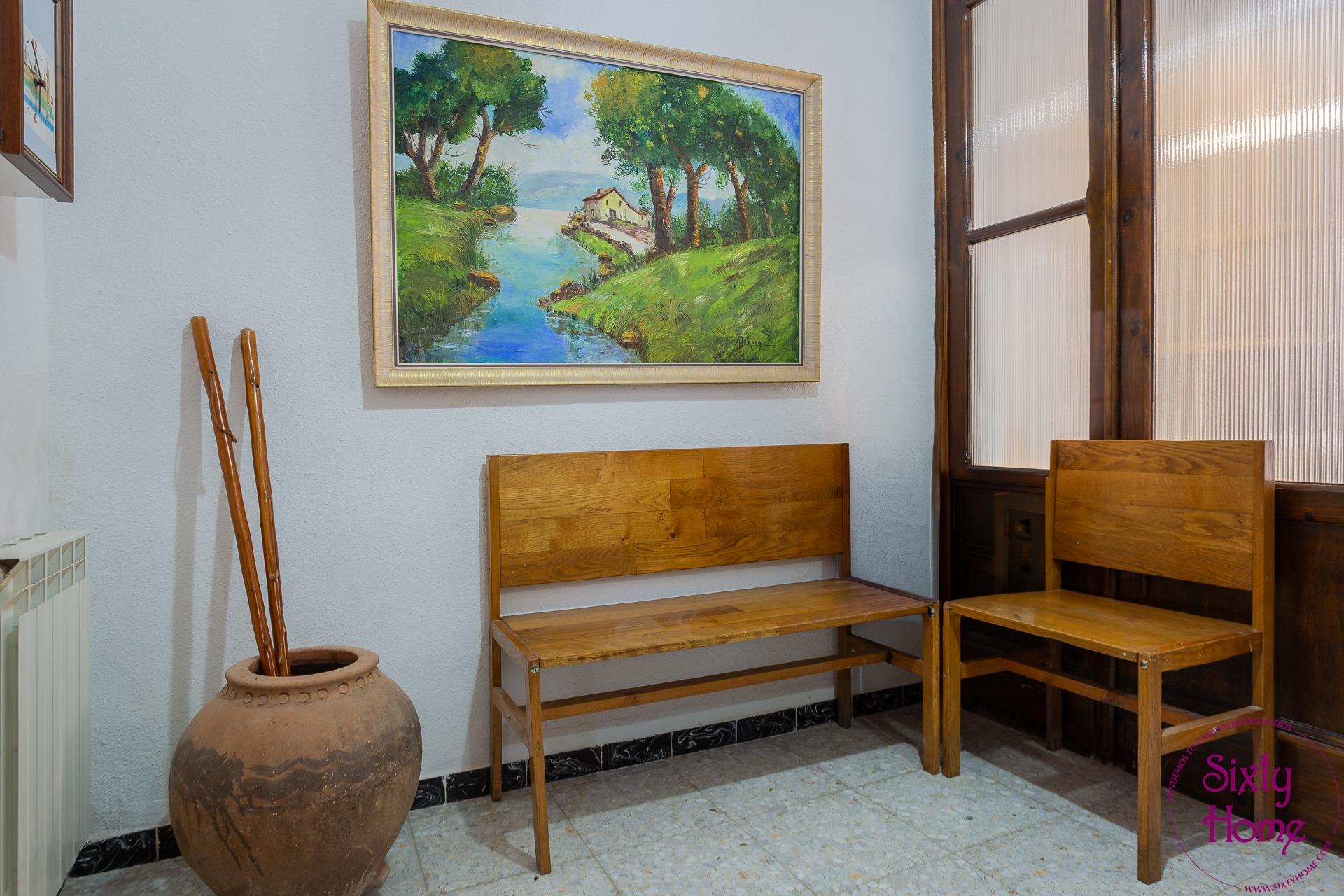 Casa amplio en Centro del pueblo