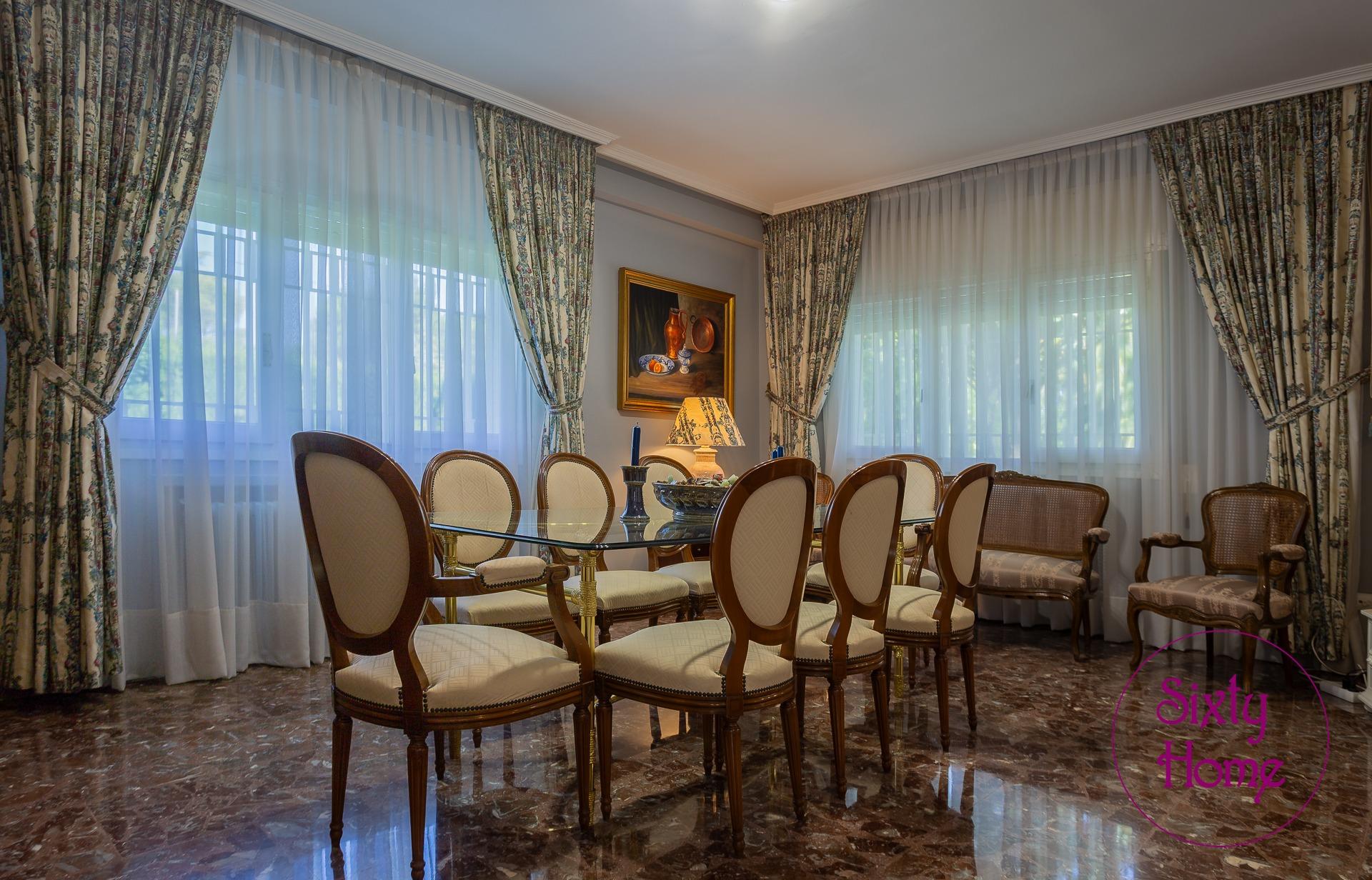 Chalet en el barrio Casetas - Garrapinillos - Monzalbarba con 4000