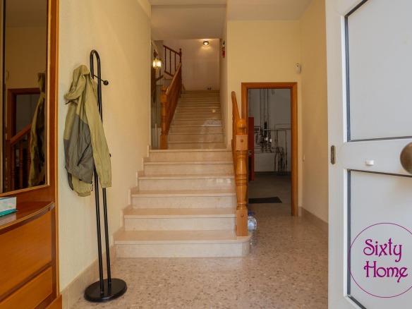 Chalet moderno en Lanaja