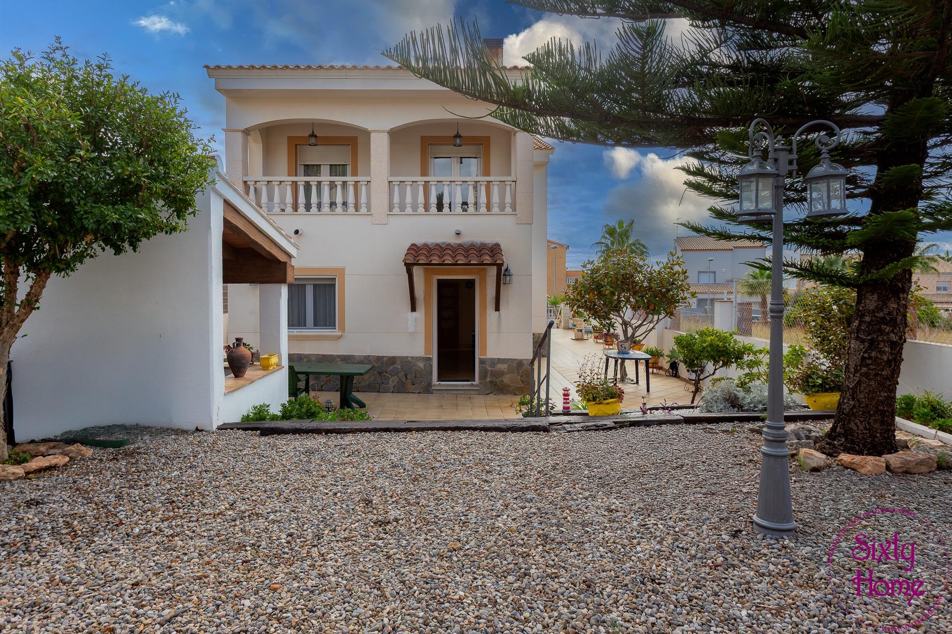 Chalet en Creixell La maso