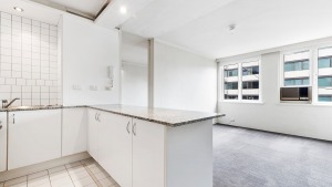 Piso vacío y luminoso con cocina abierta: cuánto cuesta tasar un piso en Tarragona